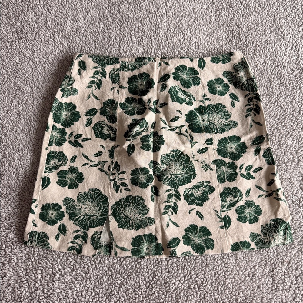 Linen green floral mini skirt